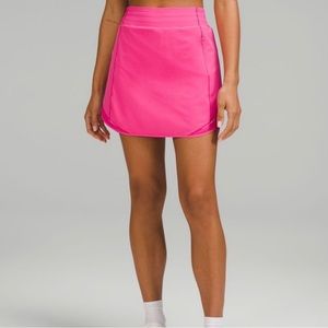 Lululemon skirt size 4